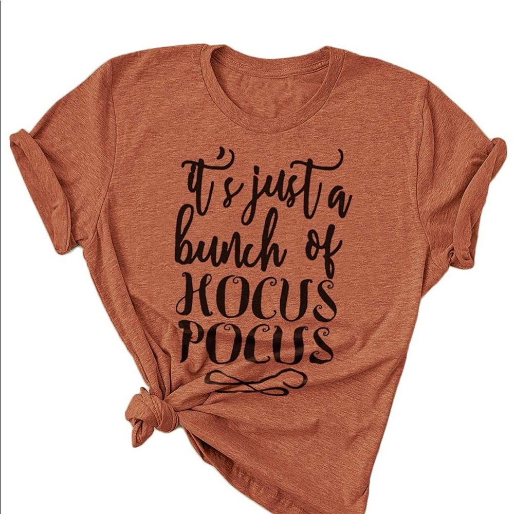 Hocus Pocus Woman Fan Tee🧙🏼‍♀️